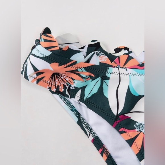 BRAND NEW CUPSHE woman bathing suit size L 👙 - Picture 5 of 8